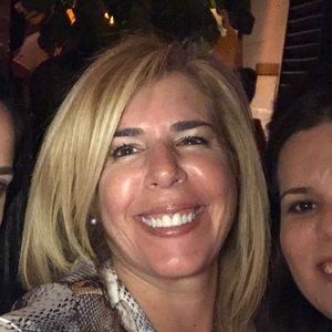 Meet your Posher, Irela